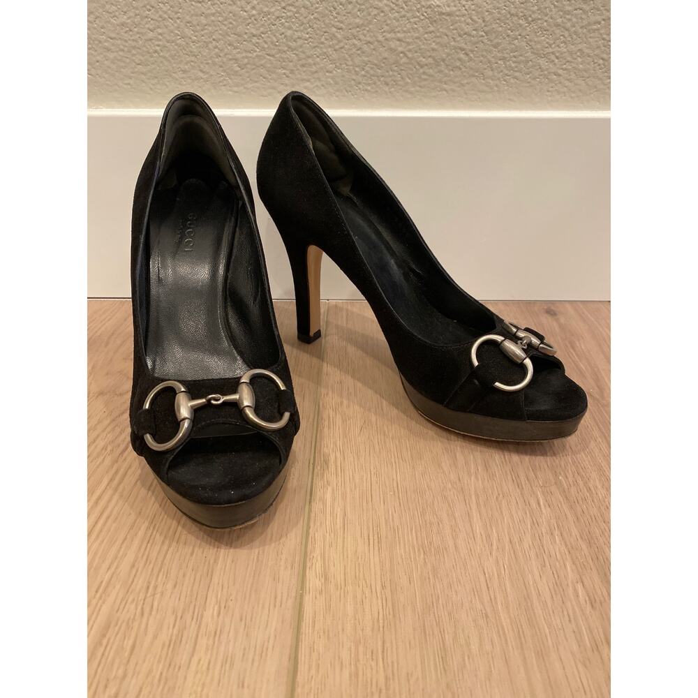 Gucci Black Suede Horse Bit Peeptoe Platform Pumps Heels size 36 1/5